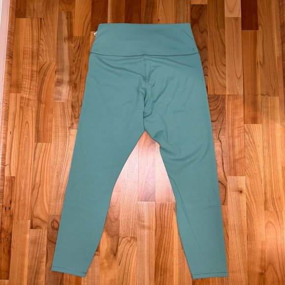 NWT Everlane Performance 24/7 Leggings in Dark Mint Size Large - Picture 5 of 8
